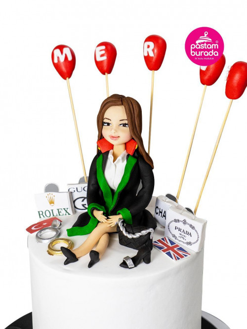 Avukat Kadın Konseptli Pastam