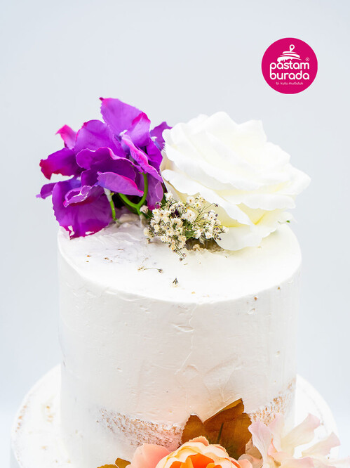 Çiçekli Naked Model Tasarımı