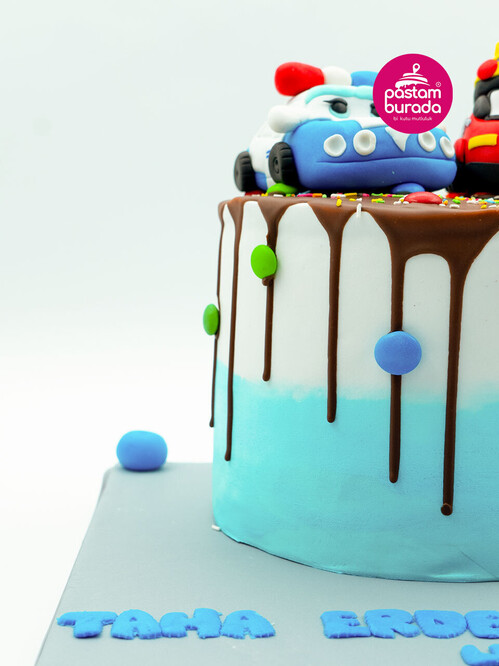 Çikolata Soslu Araba Konsept Pasta