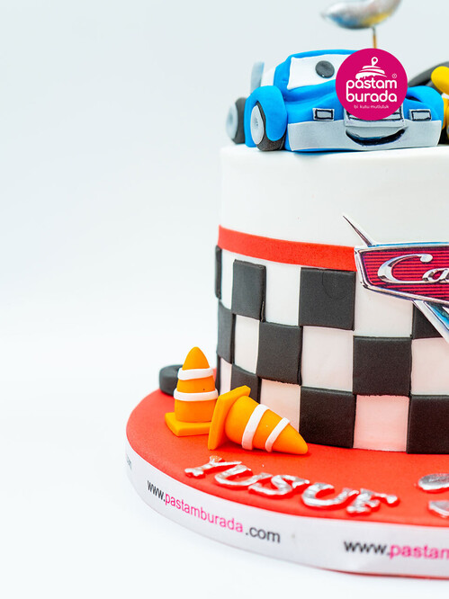 Çizgi Film Karakter Pasta