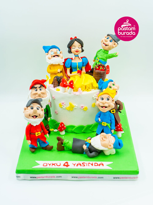 Çizgi Film Karakter Pasta
