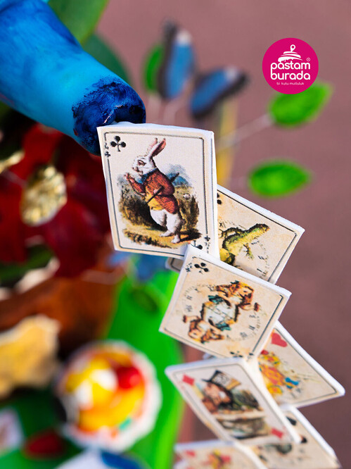 Harikalar Diyarı Maket Pasta