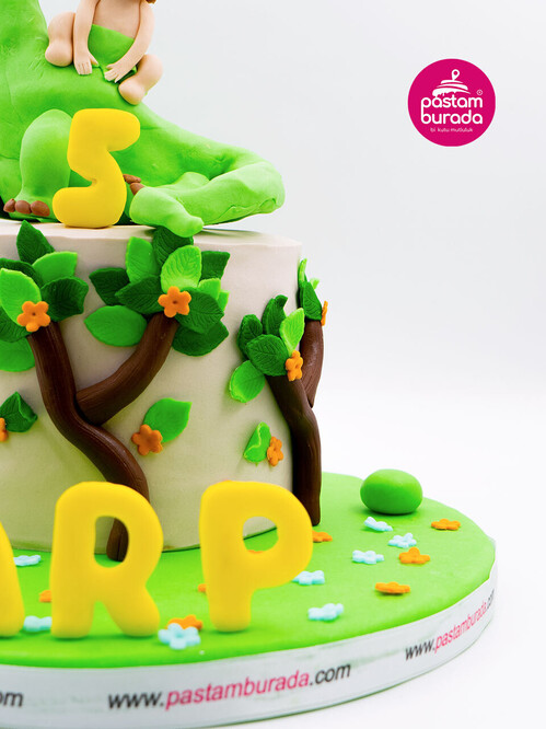 Dinazor ve Erkek Figür Bebek Konsept Pasta