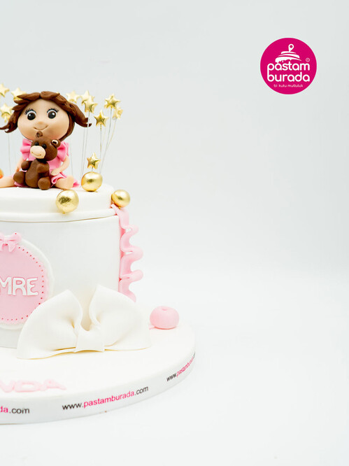 Gold Yıldızlı Çocuk Figür Pasta