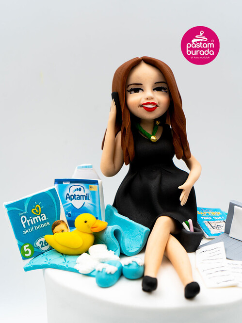 Hamile Figürlü Pasta