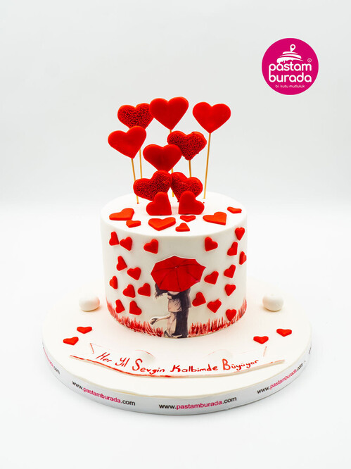 Kalp Detaylı Konsept Pasta