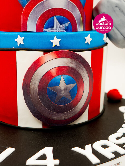 Kaptan Amerika Tasarım Pasta