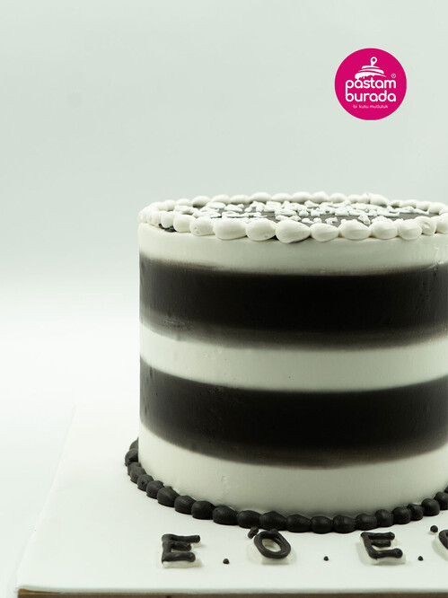 Kremalı Minimal Konsept Pasta