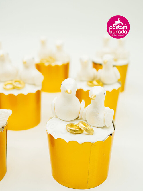 Kuş Figürlü Cupcake
