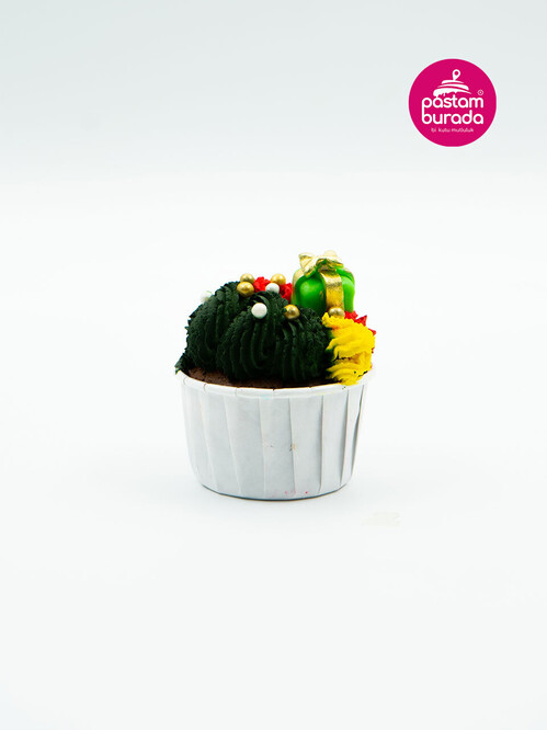 Renkli Yılbaşı Konsept Cupcake