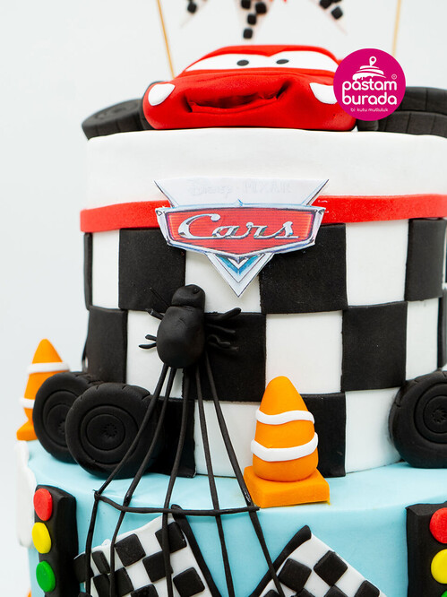 Şimşek Mquuen Konsept Pasta