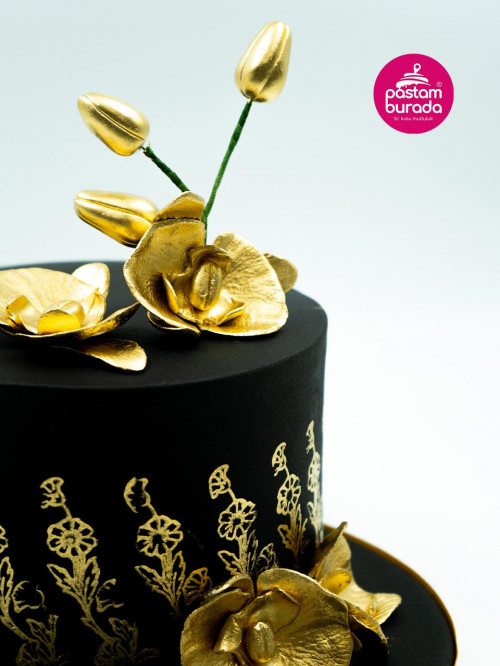 Yaldızlı Çiçek Model Konsept Doğum Günü Pastası