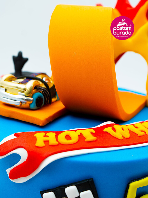 Yarış Araba Konsept Pasta