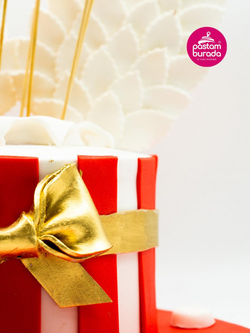 Yetişkin Kadın Model Konsept Pasta