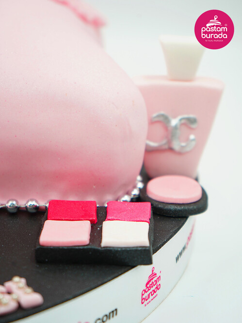 Bohça Temalı Model Pasta