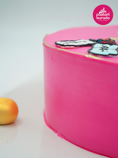 Çizim Detaylı Naked Pasta