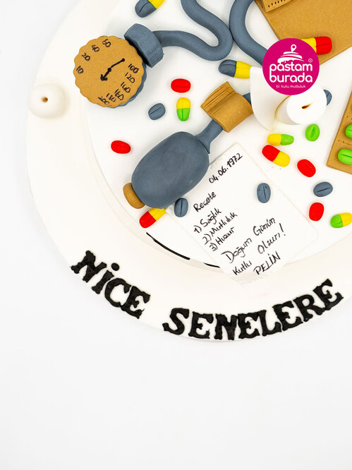 Doktor Temalı Konsept Pasta