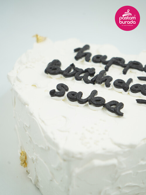 Gold Yaprak Süslemeli Naked Pasta