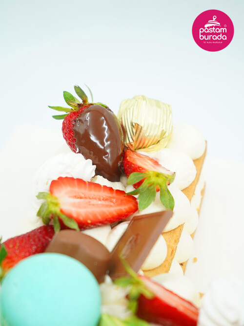 H Harfi Makaronlu Konsept Pasta