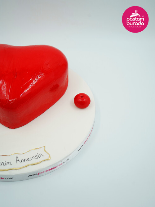 Kalp Detaylı Konsept Pasta