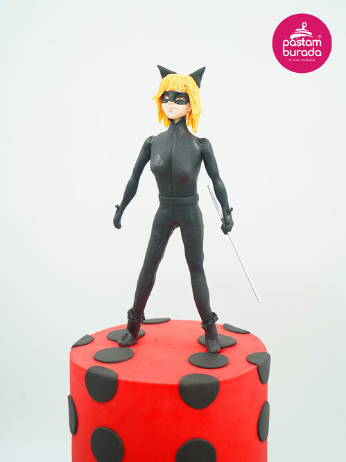 Kara Kedi Konsept Pasta