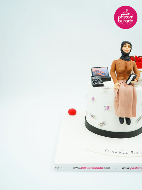 Kişisel Detaylı Kadın Figür Pasta