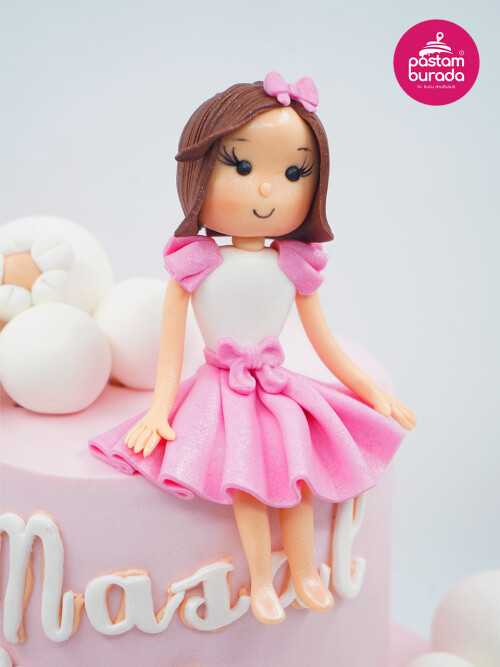 Kız Çocuk ve Balonlar Pasta