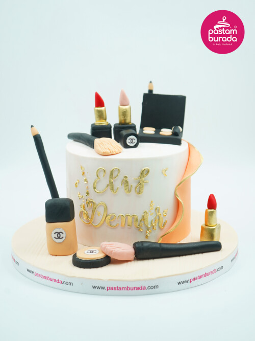 Makyaj Malzeme Detaylı Pasta