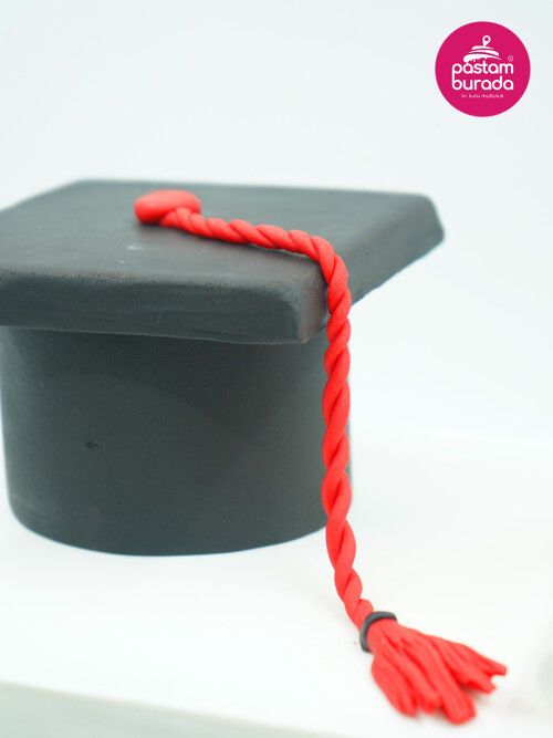 Mezuniyet Temalı Konsept Pasta