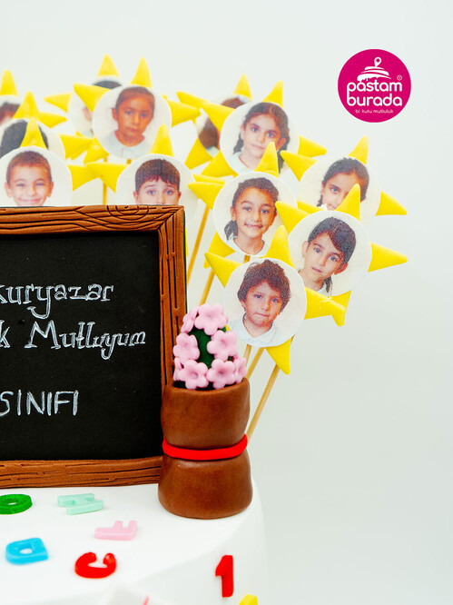 Okuma Bayramı Temalı Konsept Pasta