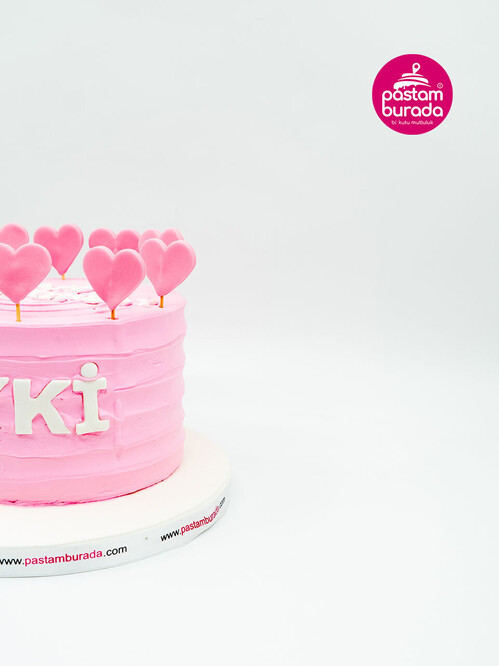 Pembe Kalpler Detaylı Pasta