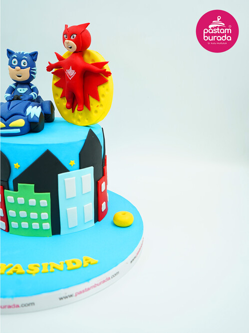 Pijamaskeliler Konsept Pasta