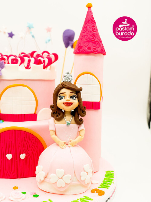 Prenses Şatosu Butik Pasta