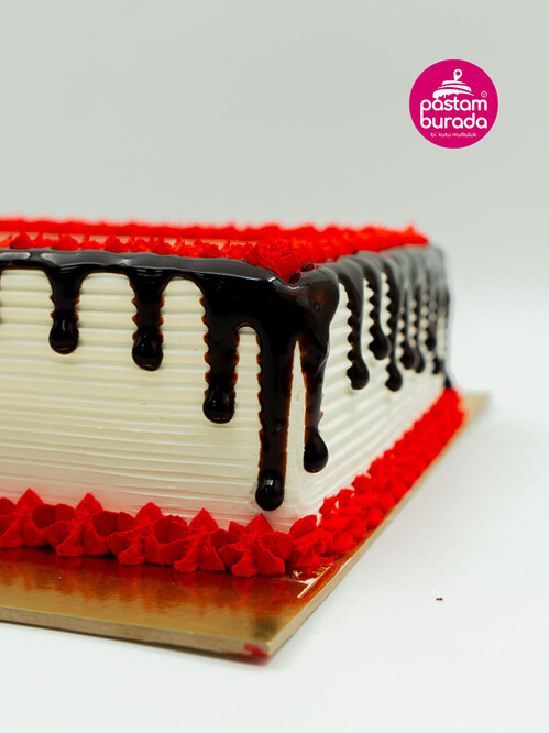 Spiderman Resimli Kare Pasta