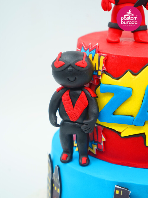 Süper Kahramanlar Konsept Pasta
