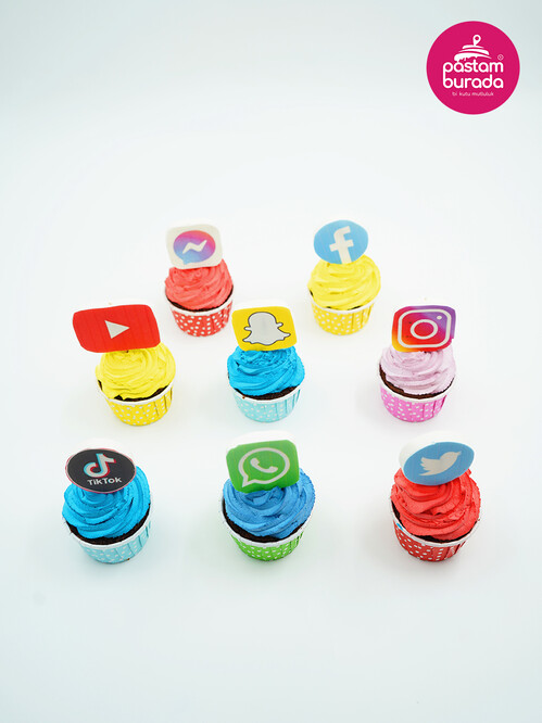 Sosyal Medya Konsept Cupcake