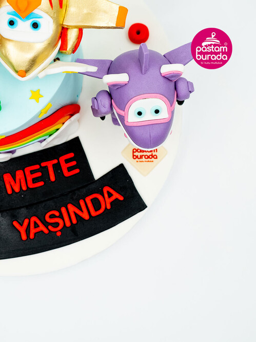 Tobot Çizgi Film Butik Pasta