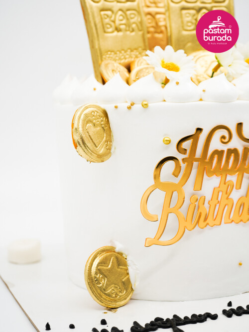 Altın Detay Tasarım Pasta