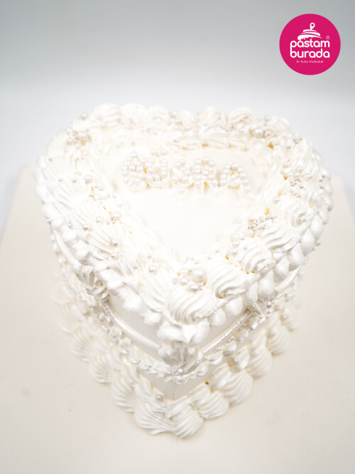 Beyaz Kalp Naked Cake