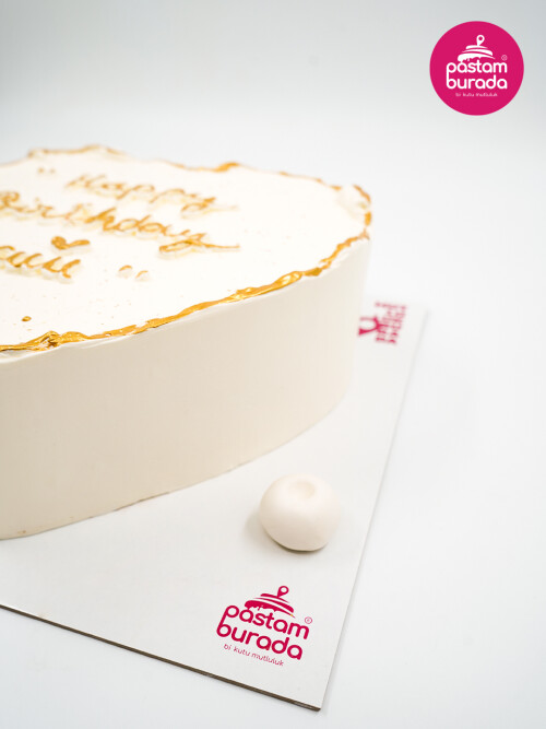 Beyaz Ve Gold Naked Cake