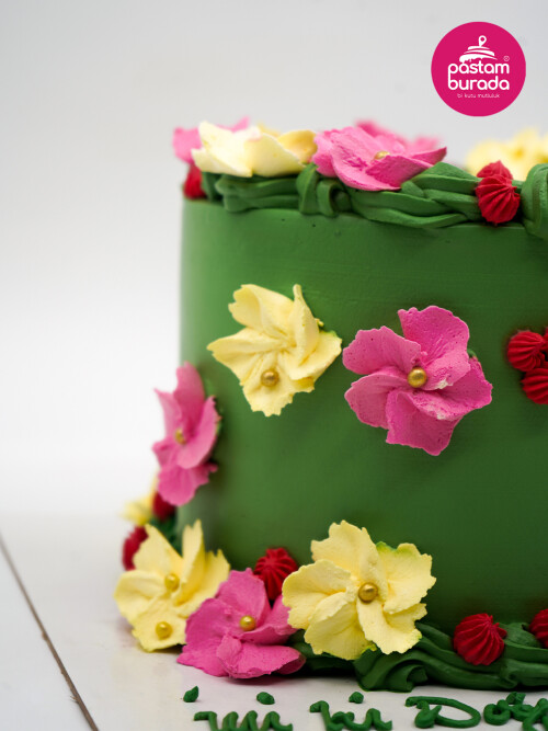 Çiçek Detay Yeşil Naked Cake