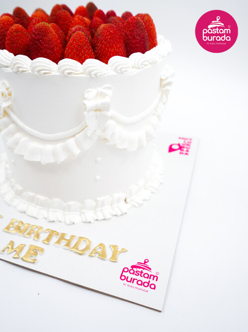 Çilek Detay Naked Cake