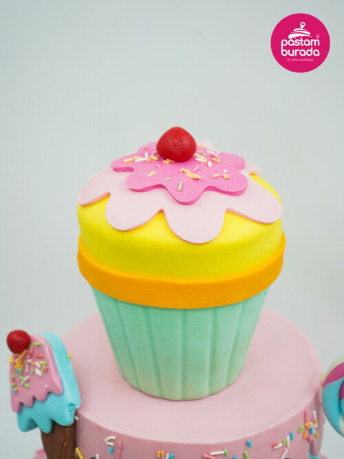 Cupcake Ve Barbie Konsept Pasta