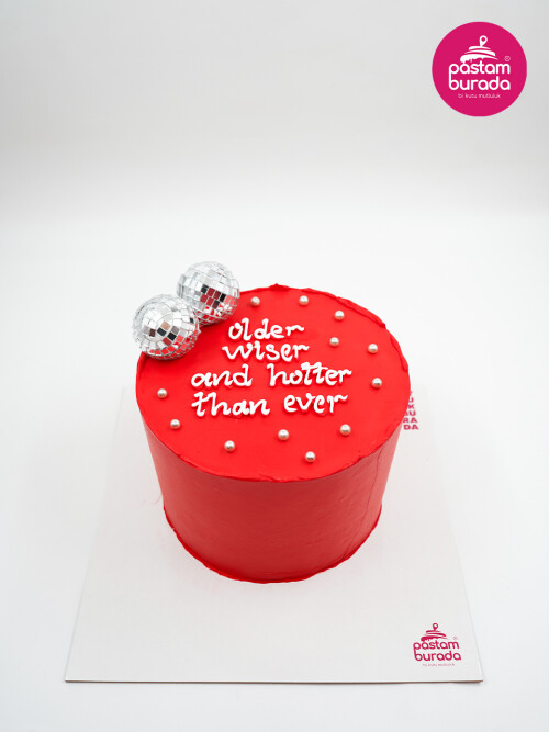 Disko Topu Detay Kırmızı Naked Cake