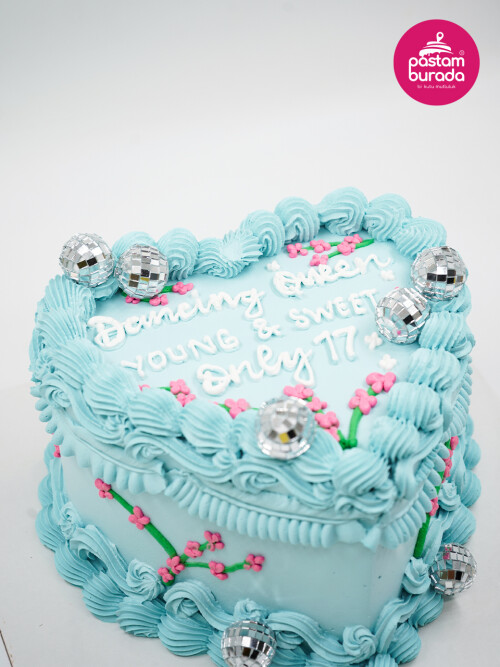 Disko Topu Detay Naked Cake