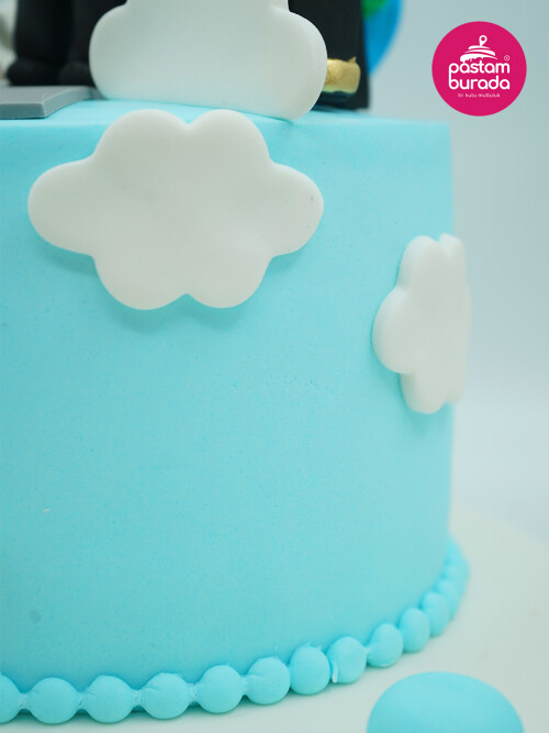 Erkek Pilot Konsept Pasta