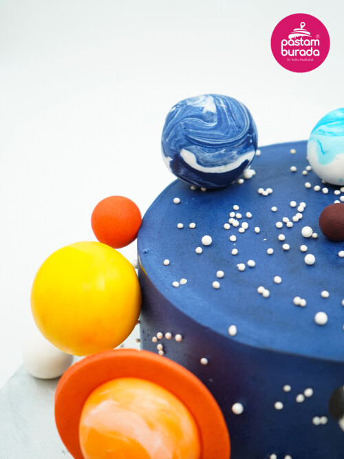 Gezegen Ve Roket Tasarım Pasta