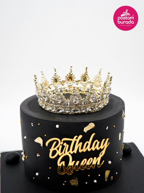 Gold Taç Detay Tasarım Pasta