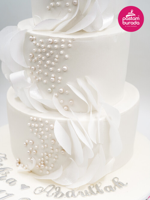 İnci Detay Nişan Pastası