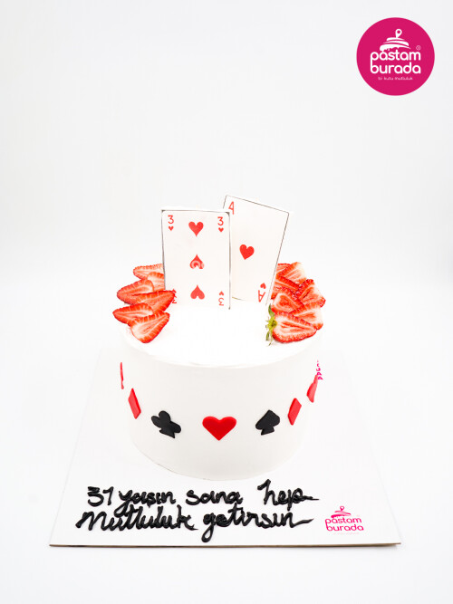 İskambil Kağıdı Detay Pasta